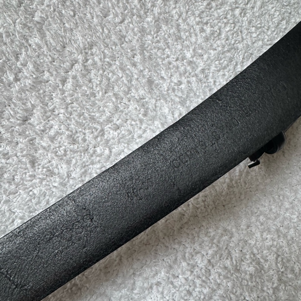 Hugo Boss Made In Italy Black Leather Belt 95-36 - Picture 4 of 7